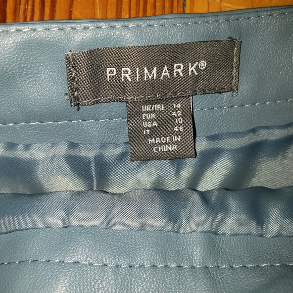 Primark Faux Leather Mini Skirt - Picture 3 of 3